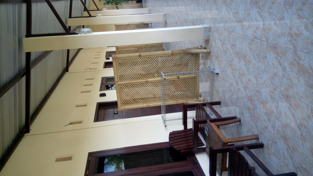 Puji Homestay Mataram Exterior photo